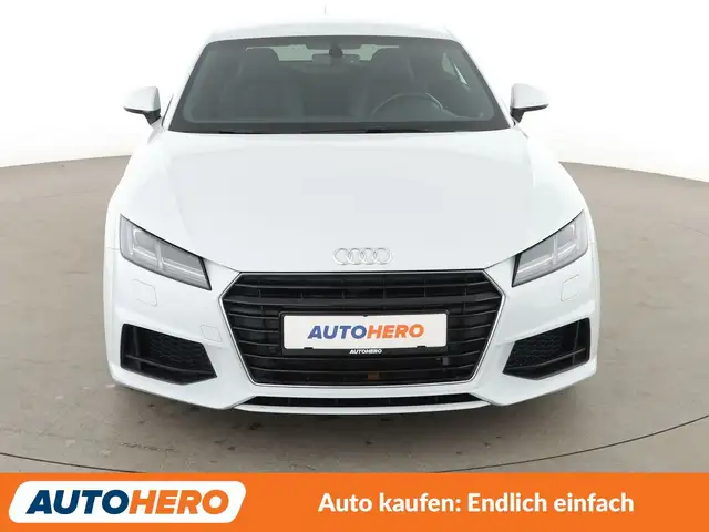 Audi TT view 9