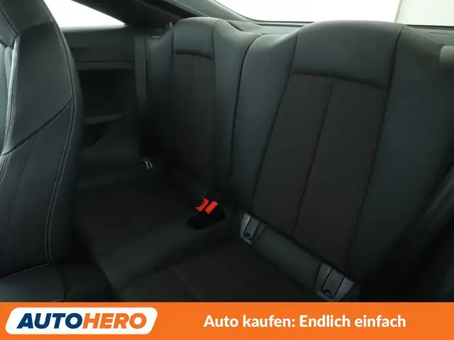 Audi TT view 14