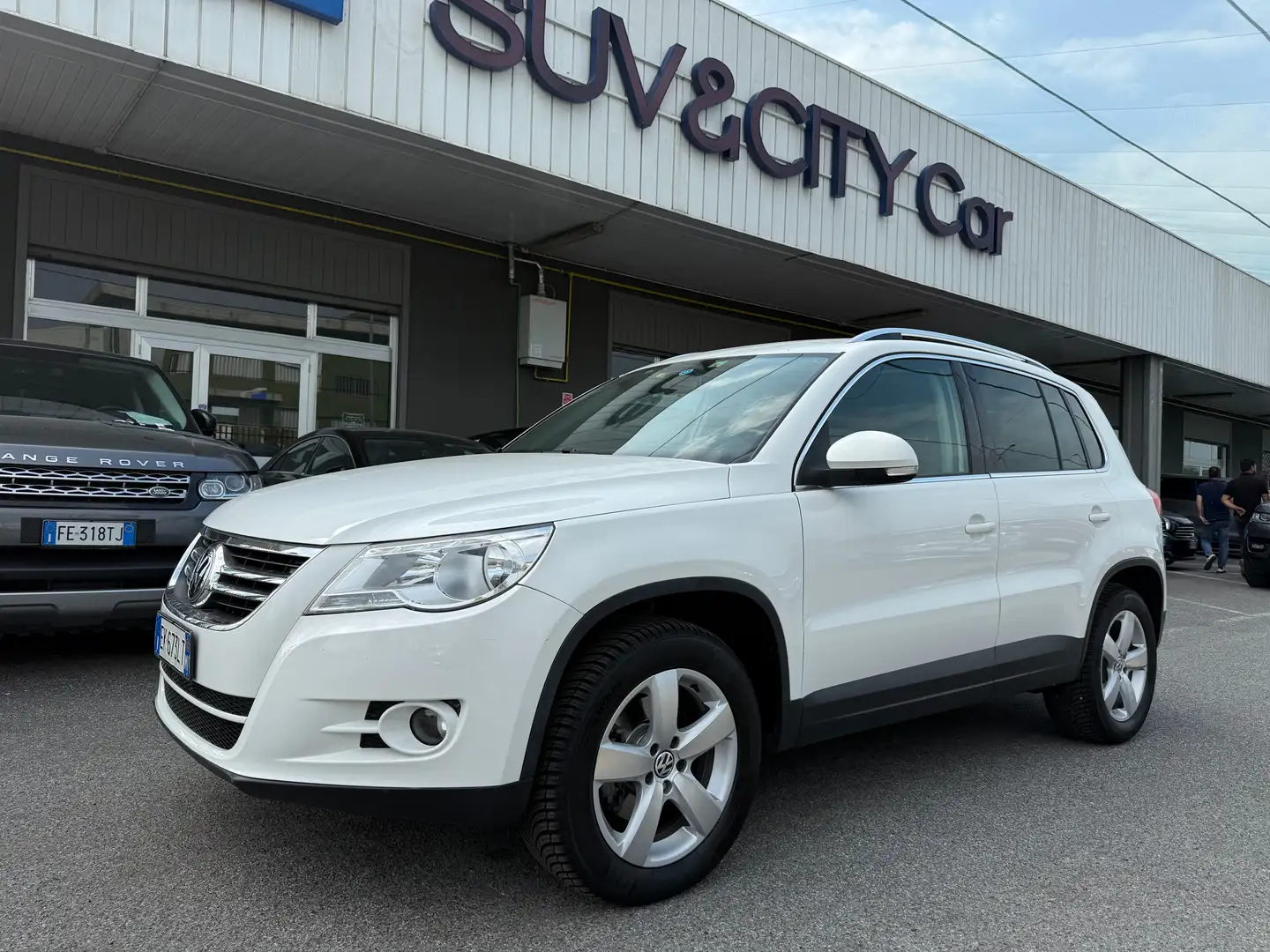 Volkswagen Tiguan 2.0 tdi Sport / 4X4 Bianco - 1