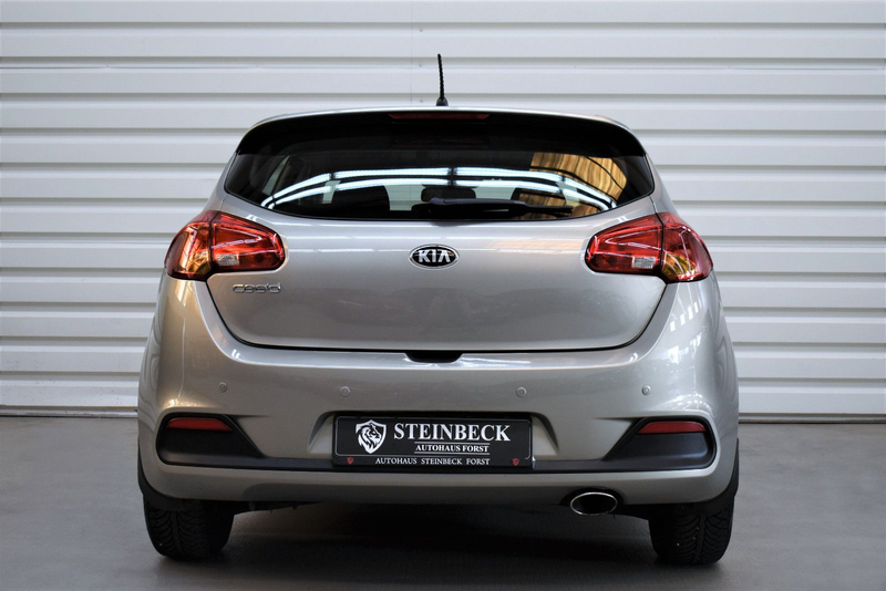 Kia Ceed / cee'd Ceed Vision+Klimaanlage+Einparkhilfe+USB — photo 6