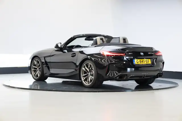 BMW Z4 view 4