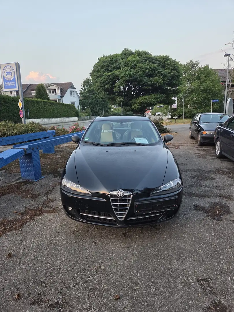 Alfa Romeo 147 1.9 JTD 8V M-Jet - Viele Teile neu - 1