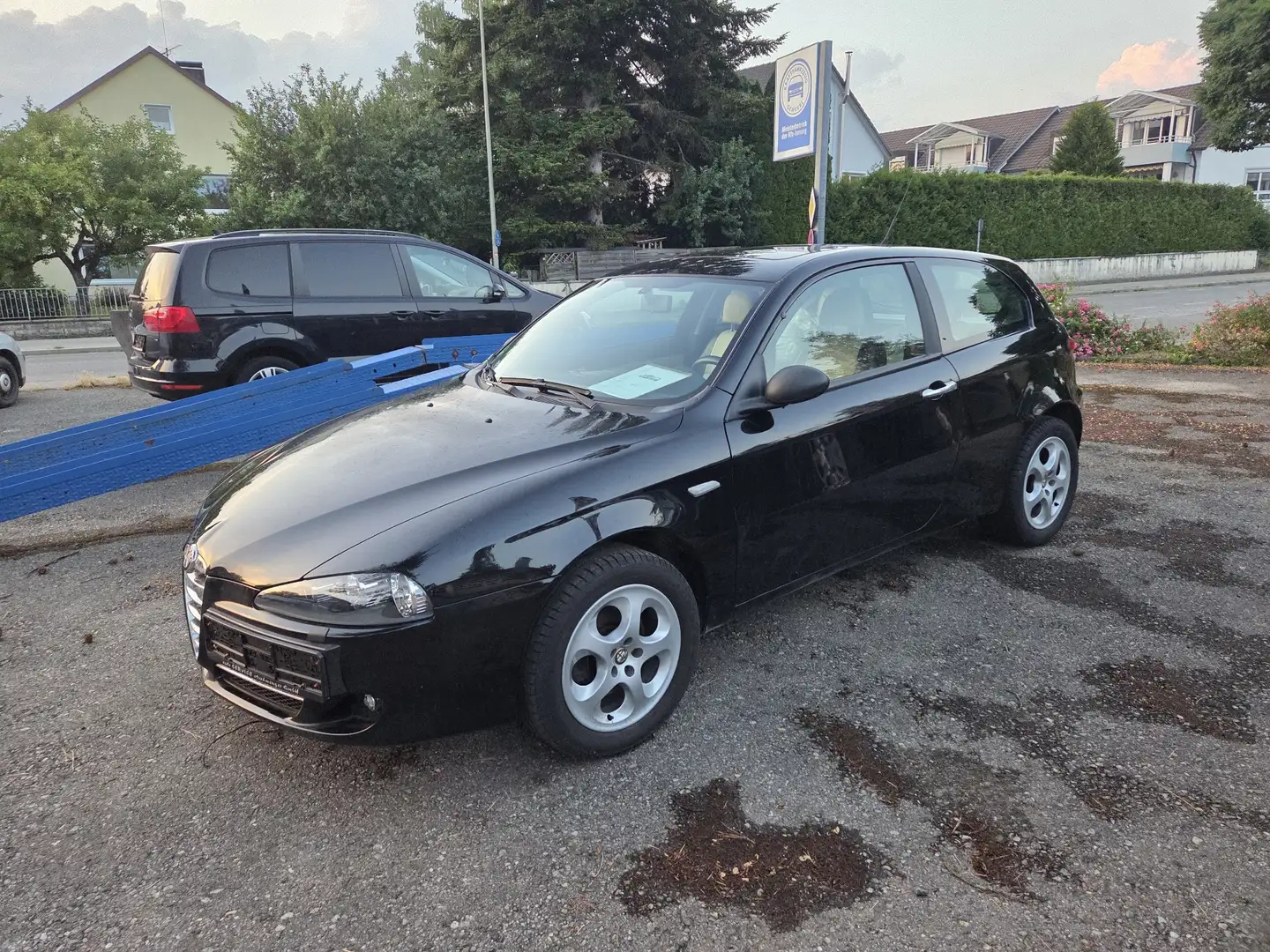 Alfa Romeo 147 1.9 JTD 8V M-Jet - Viele Teile neu - 2