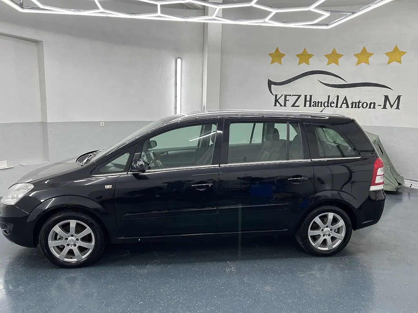 Opel Zafira 1,6 Edition * 7 SITZER * SOFORT FINANZIERUNG & ... Noir - 2