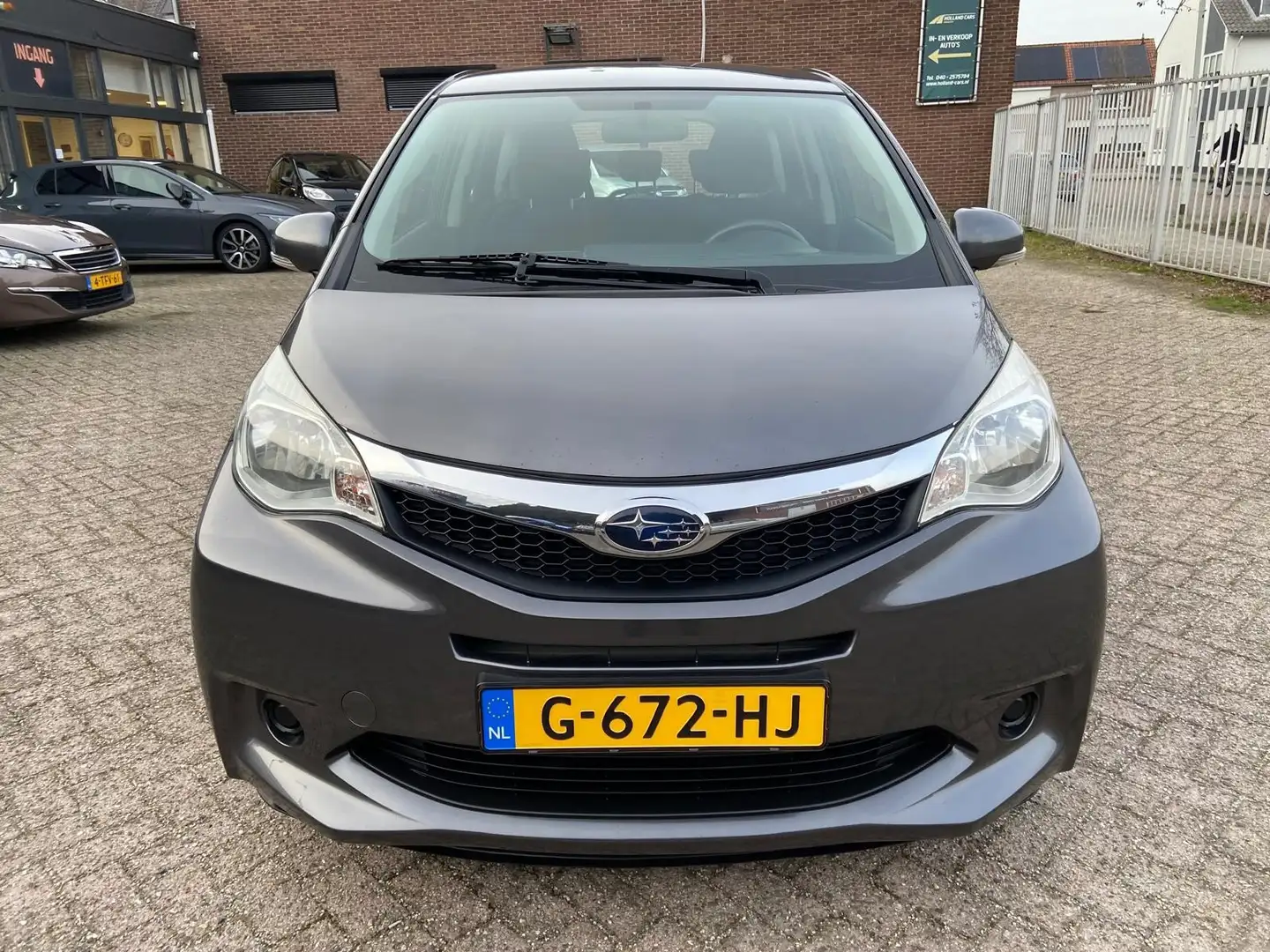 Subaru Trezia 1.3 Comfort 5-deurs - Elektrisch pakket Grau - 2