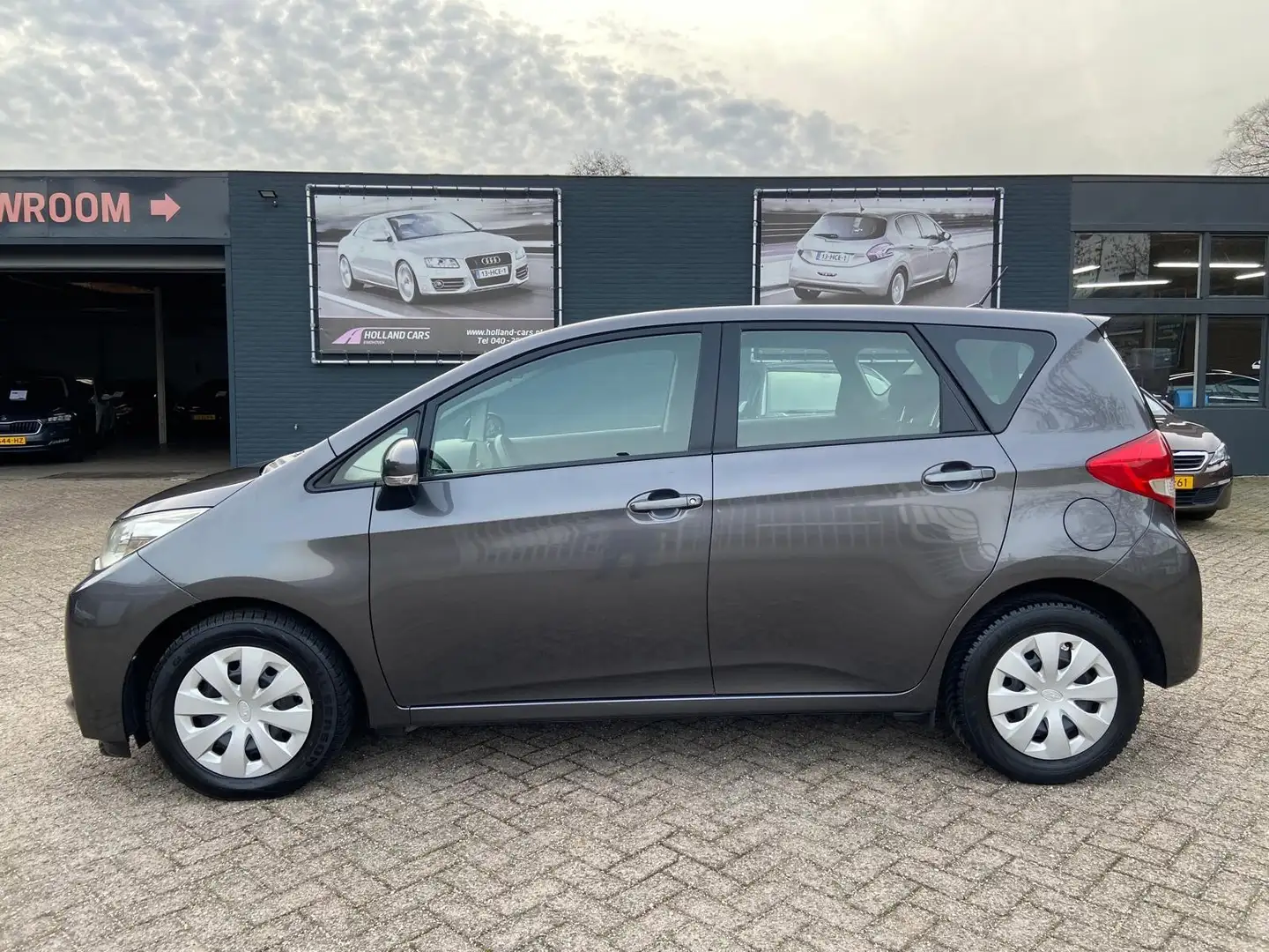 Subaru Trezia 1.3 Comfort 5-deurs - Elektrisch pakket Grau - 1
