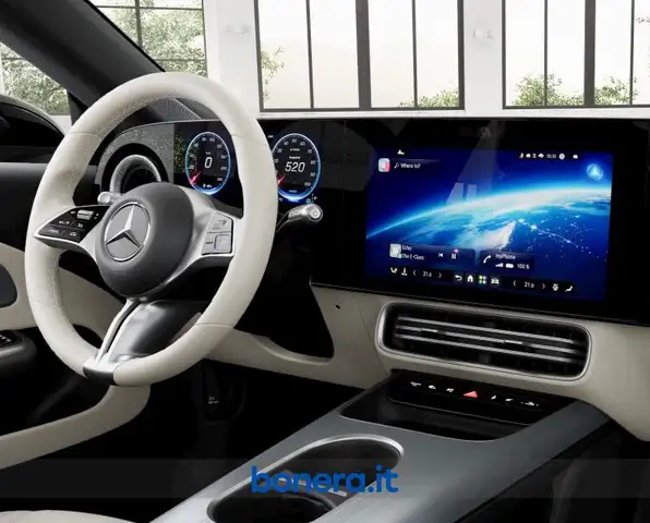 Mercedes-Benz 250 view 6