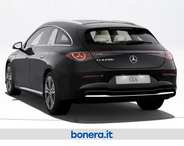 Mercedes-Benz 250 view 4