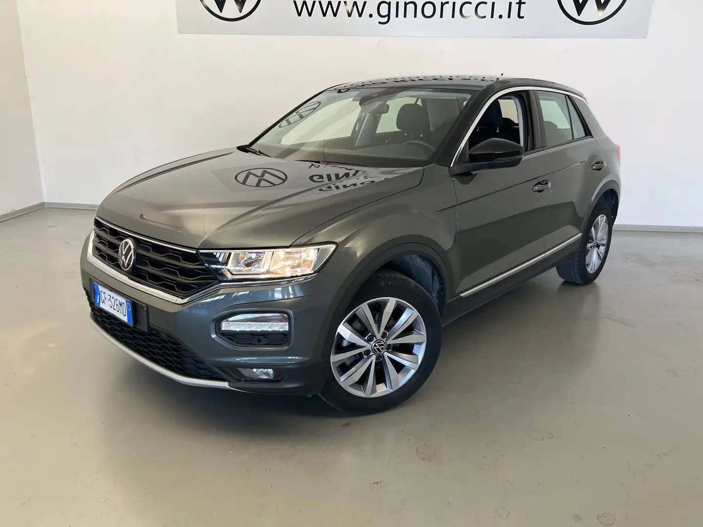 Volkswagen T-Roc 1.0 TSI Style BlueMotion Technology Gris - 2