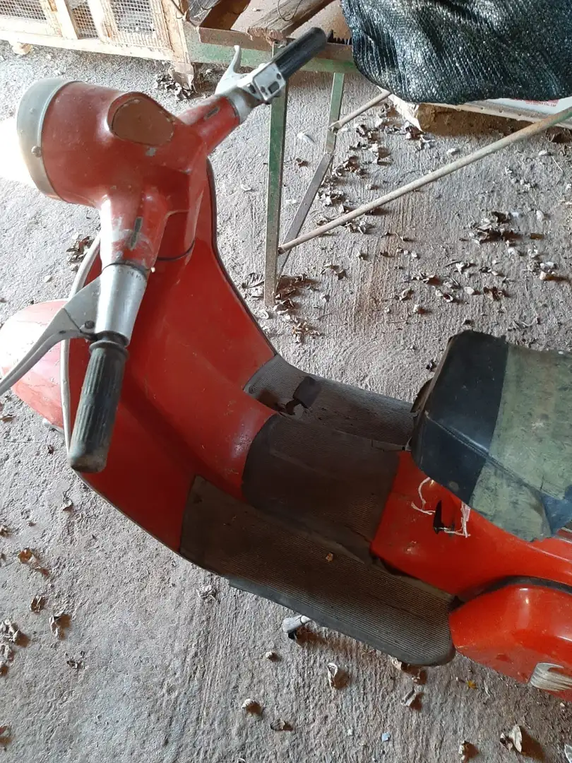 Lambretta DL Lambretta DL/S Červená - 1