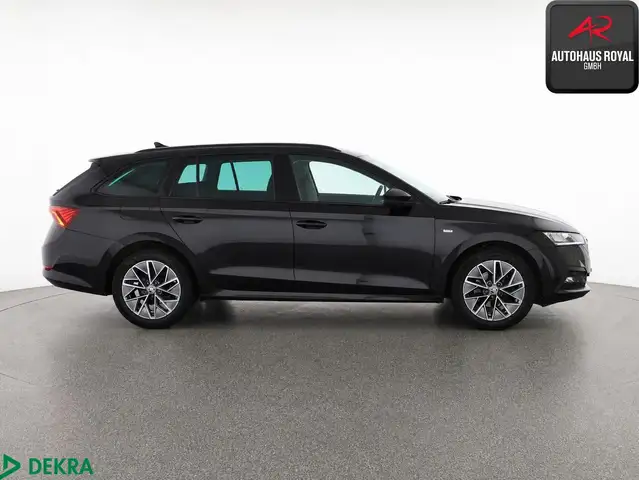 Skoda Octavia view 6