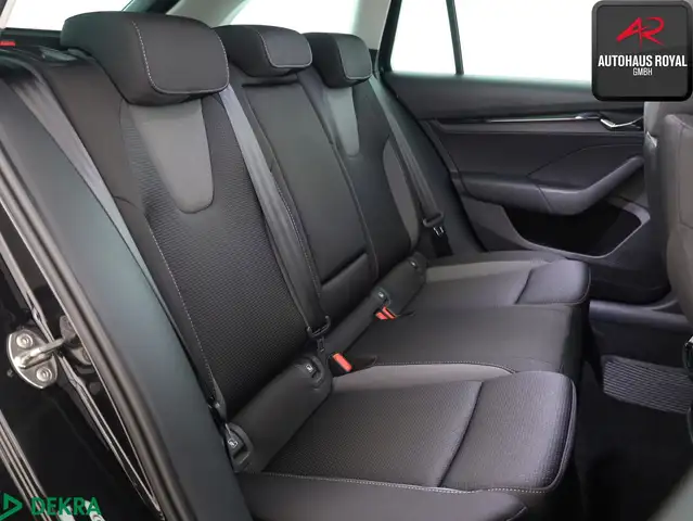 Skoda Octavia view 12