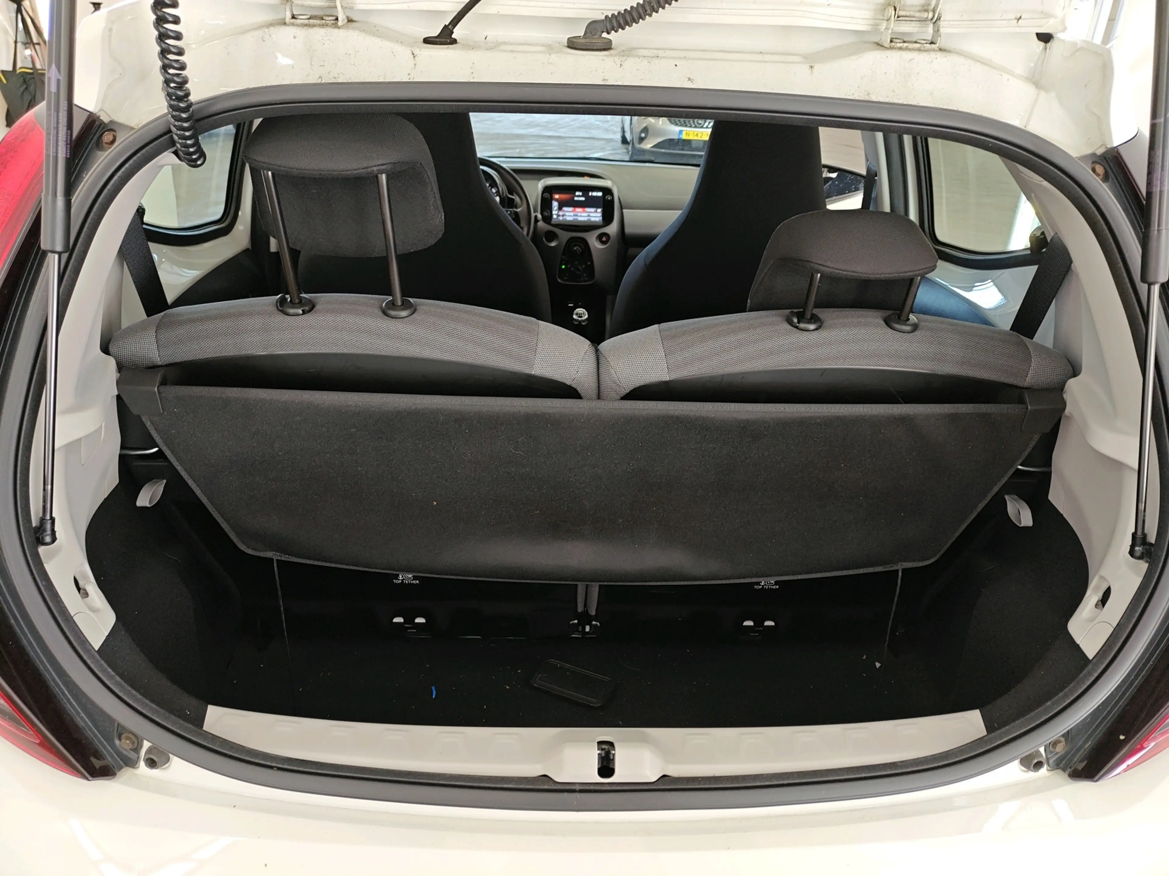 Toyota Aygo 1.0 VVT-i 72pk x-play | Navigatie via Apple CarPla — photo 14