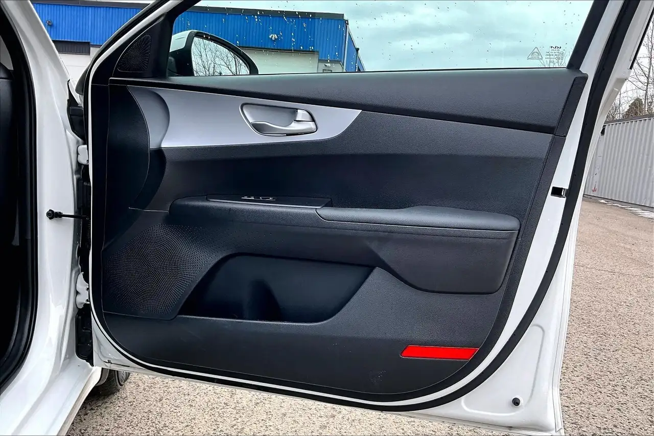 Kia Forte photo Kia Forte