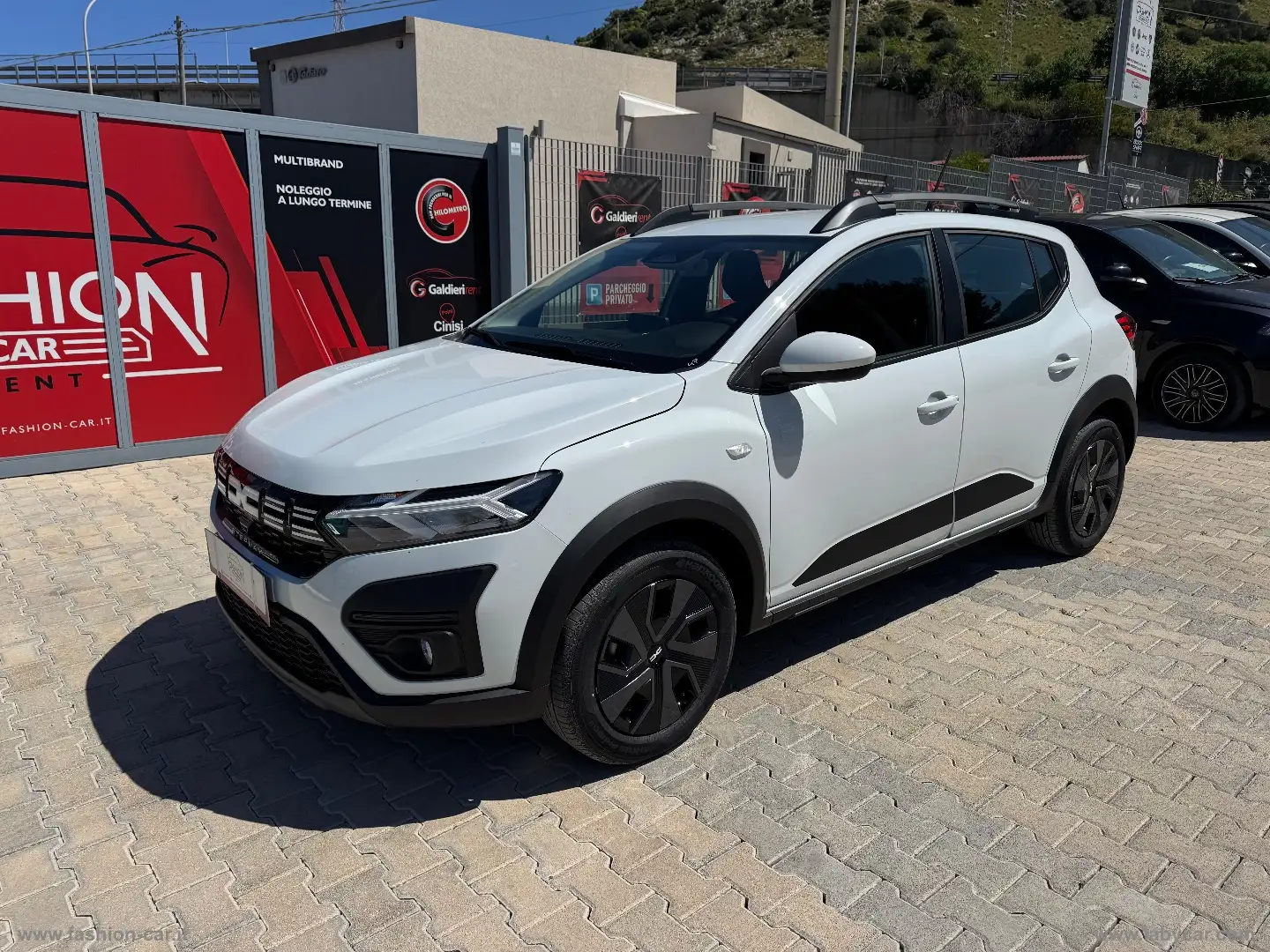 Dacia Sandero Stepway 1.0 TCe ECO-G Expression Bianco - 1