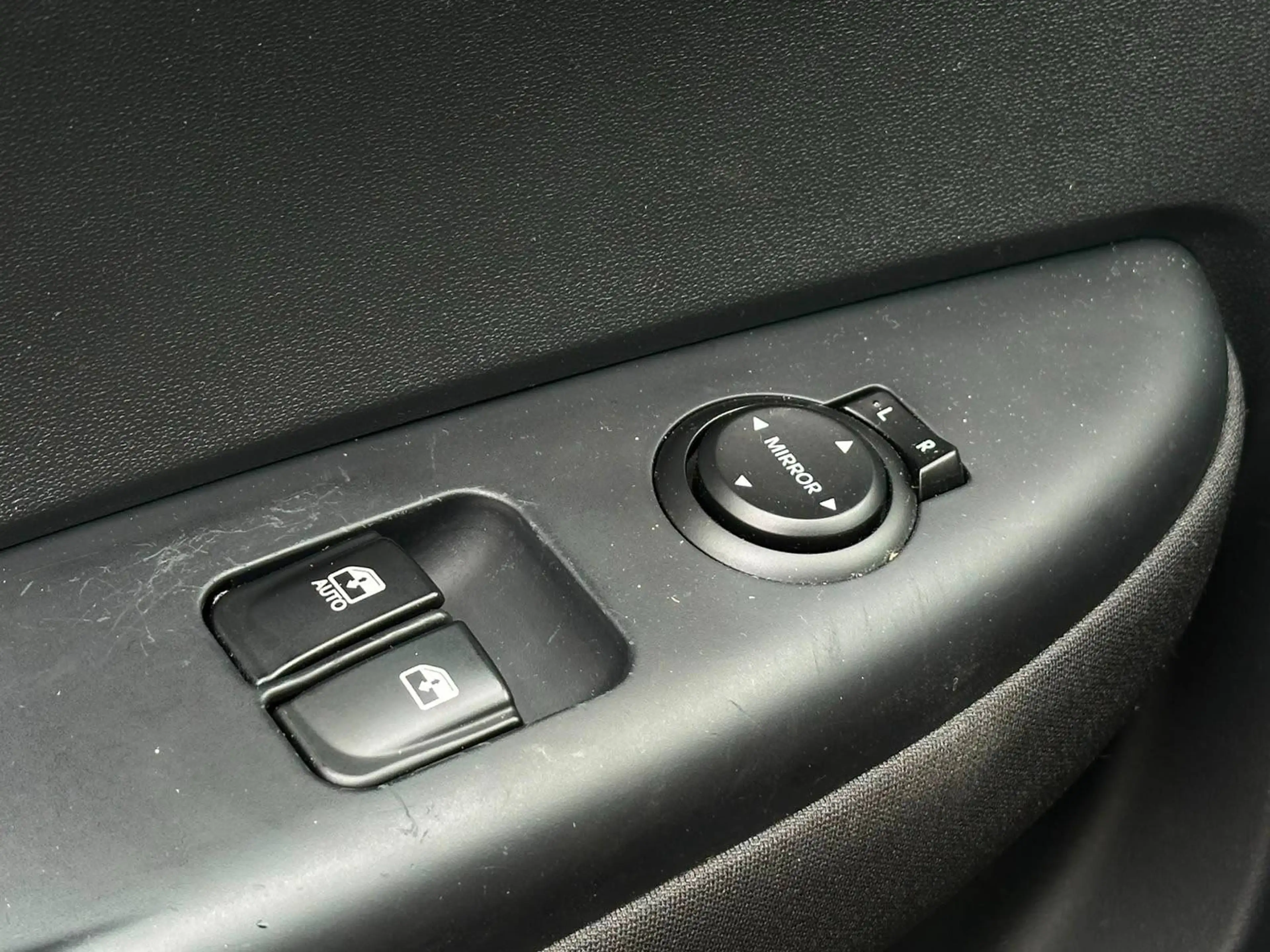 Hyundai i20 automaat/airco/cruise controle — photo 14