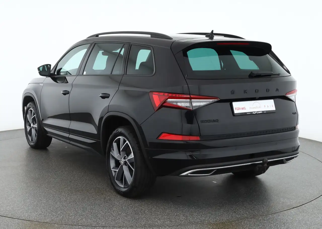 Skoda Kodiaq 2.0 TDI DSG Sportline 4x4 7-Sitzer AHK, миниатюра 3