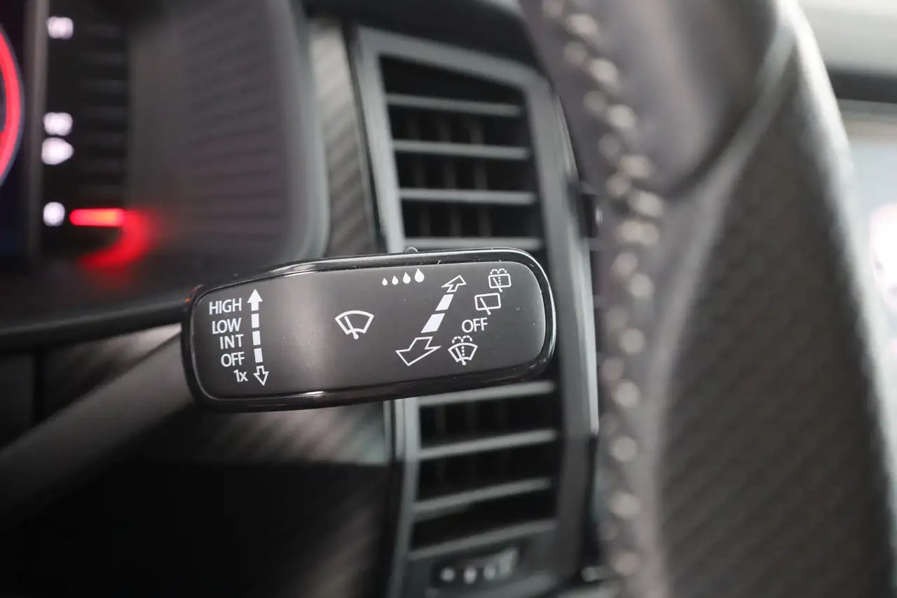 Skoda Kodiaq 2.0 TDI DSG Sportline 4x4 7-Sitzer AHK, миниатюра 20