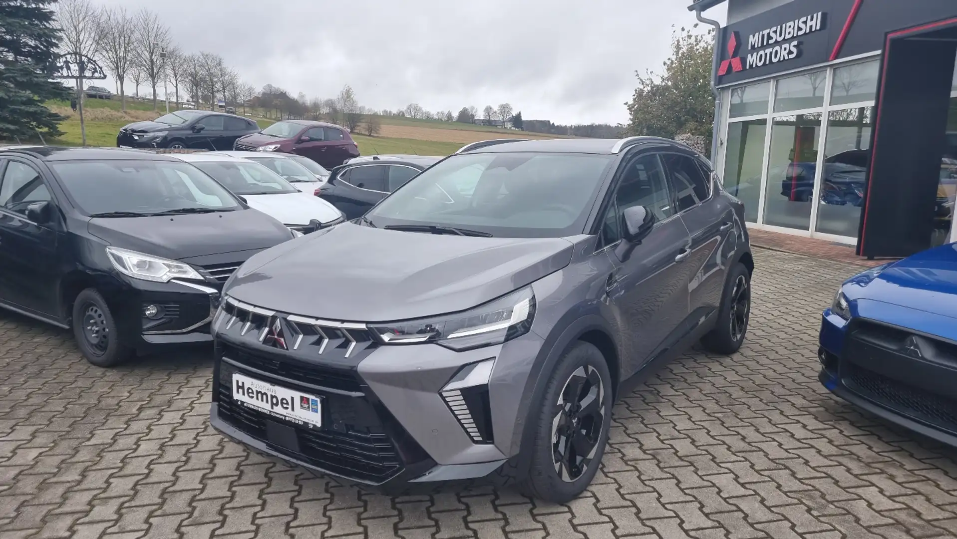 Mitsubishi ASX Intro Edition 1.3 T-Benziner 7-DCT Grau - 1