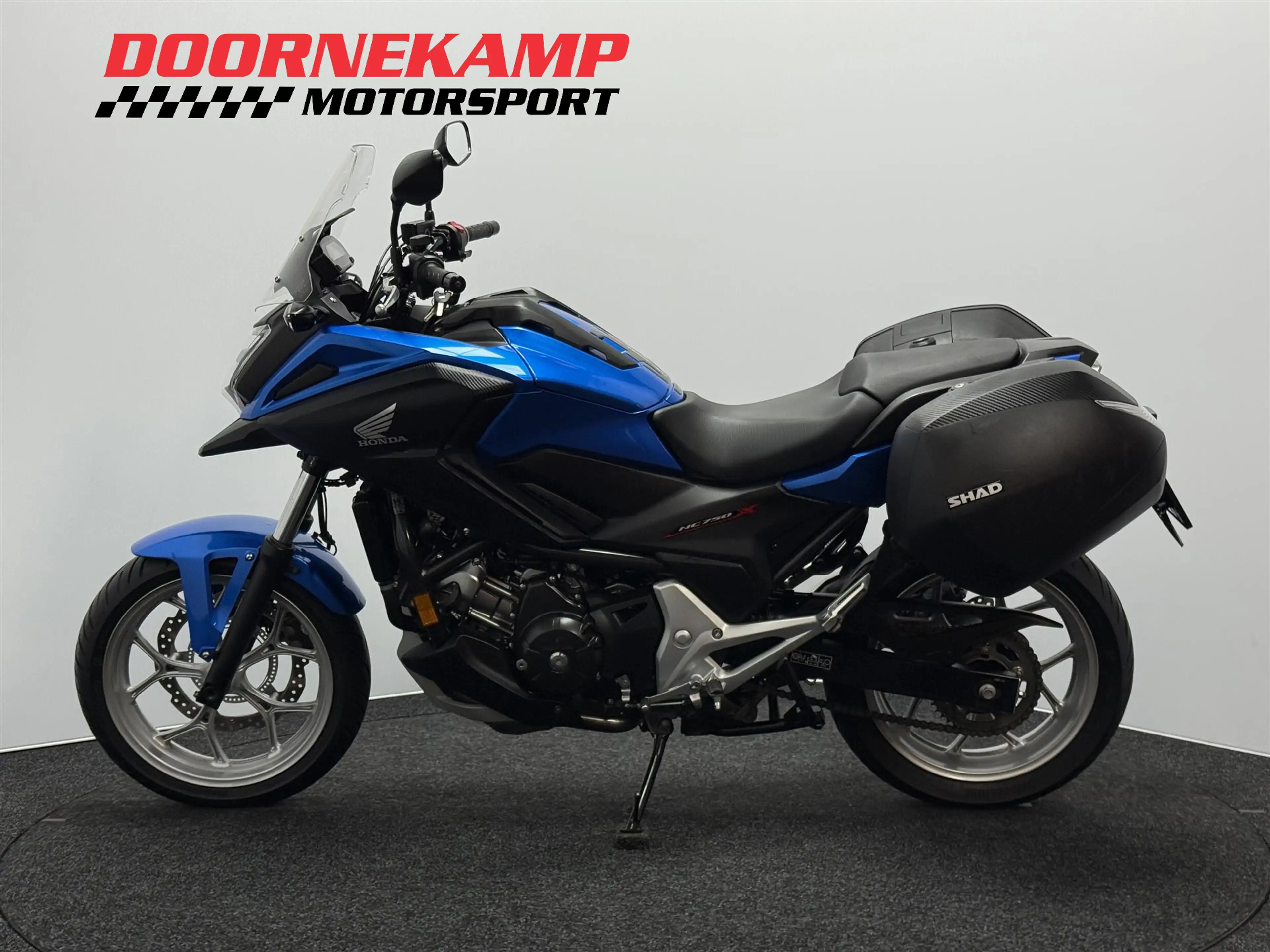 Honda NC 750 X ABS — photo 9