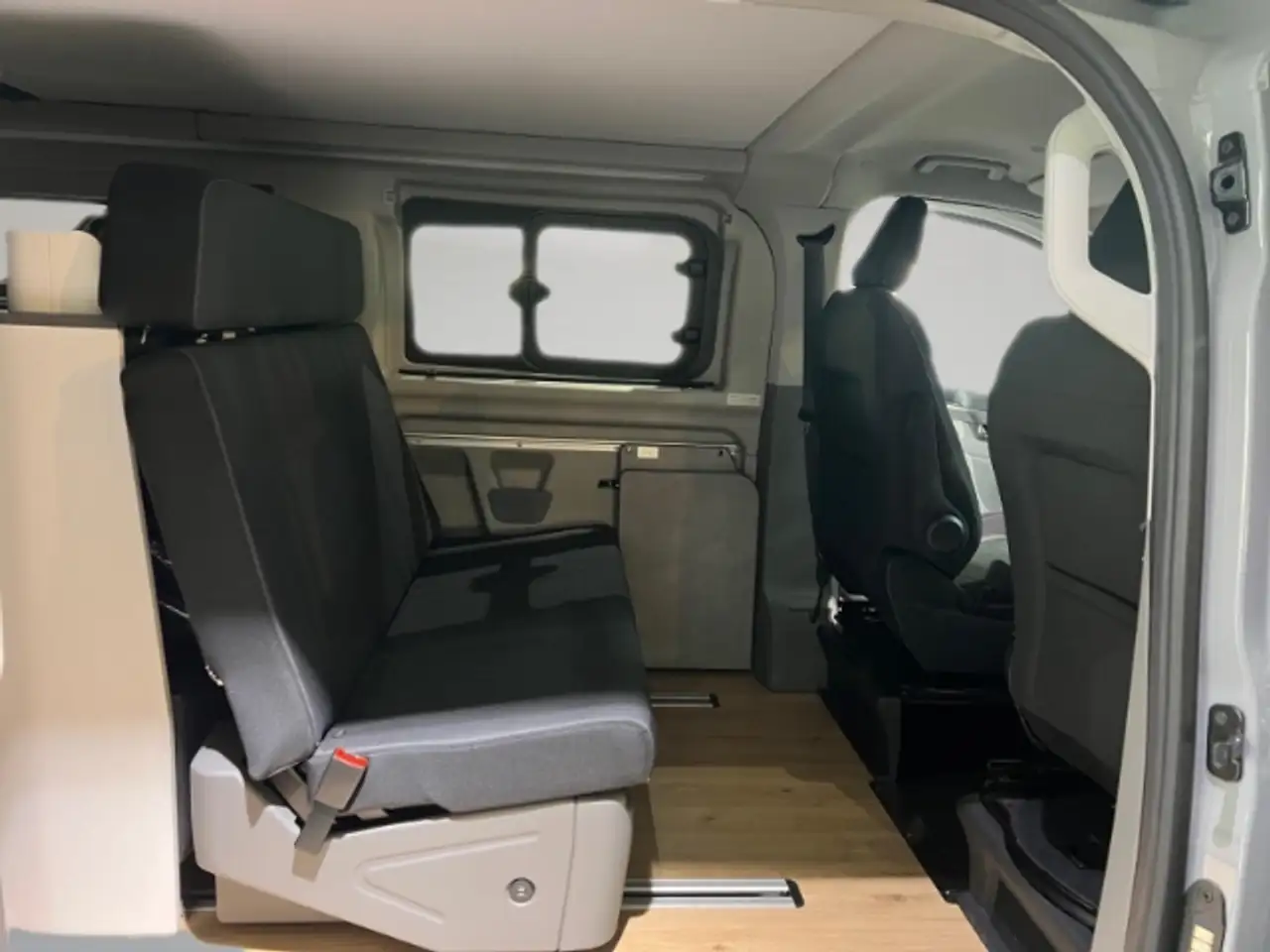 Ford Transit Custom Nugget 320 L1 Titanium Aufstelldach Westfalia Navi 13