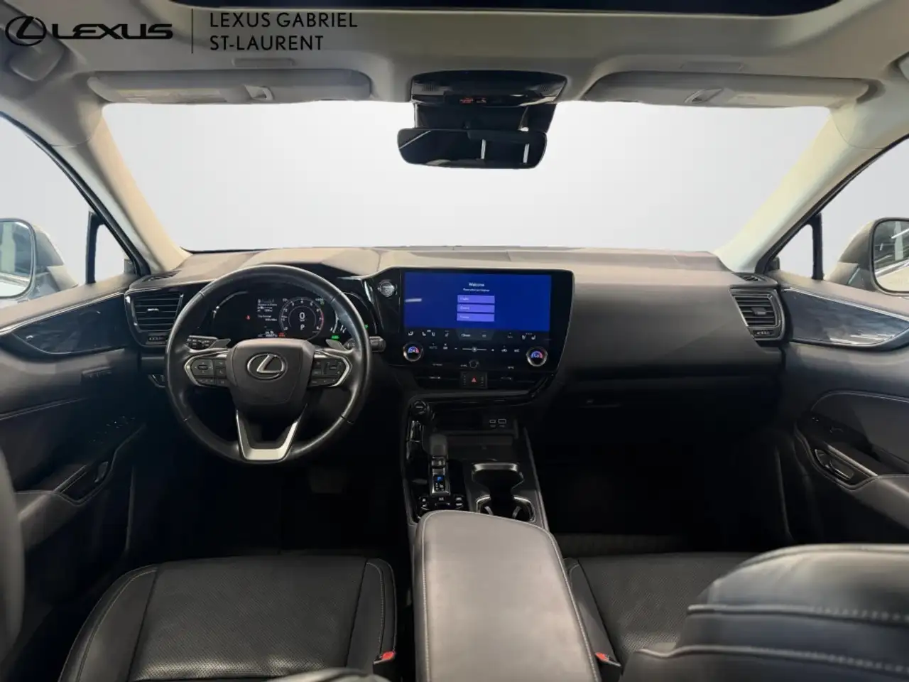 Lexus NX снимка Lexus NX
