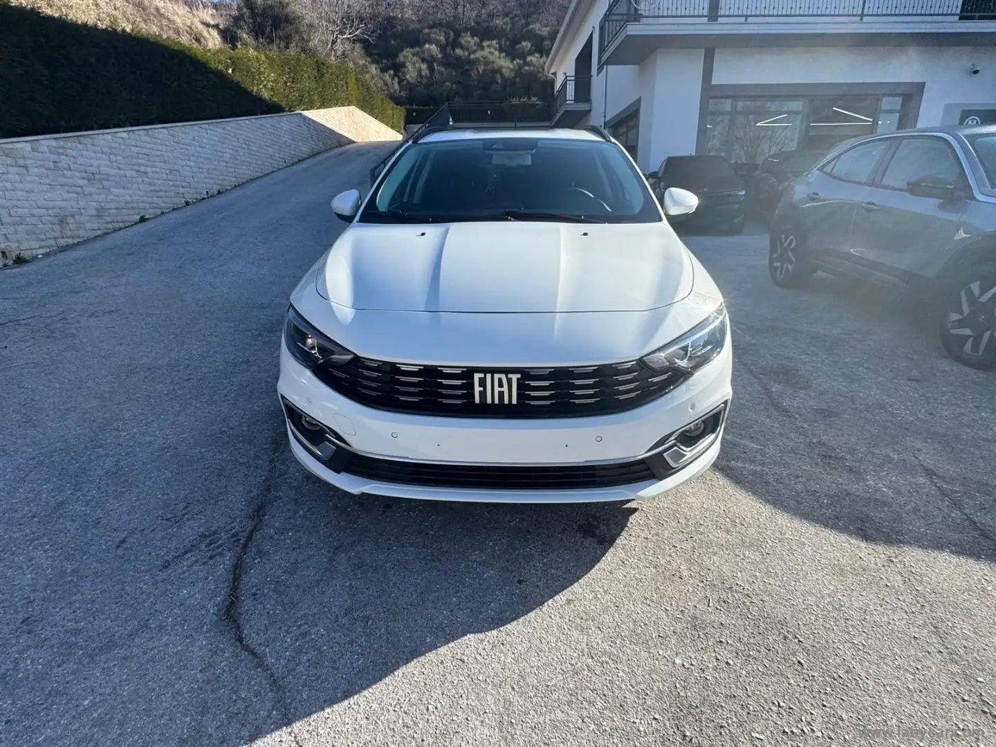 Fiat Tipo 1.6 Mjt S&S SW City Life Weiß - 2