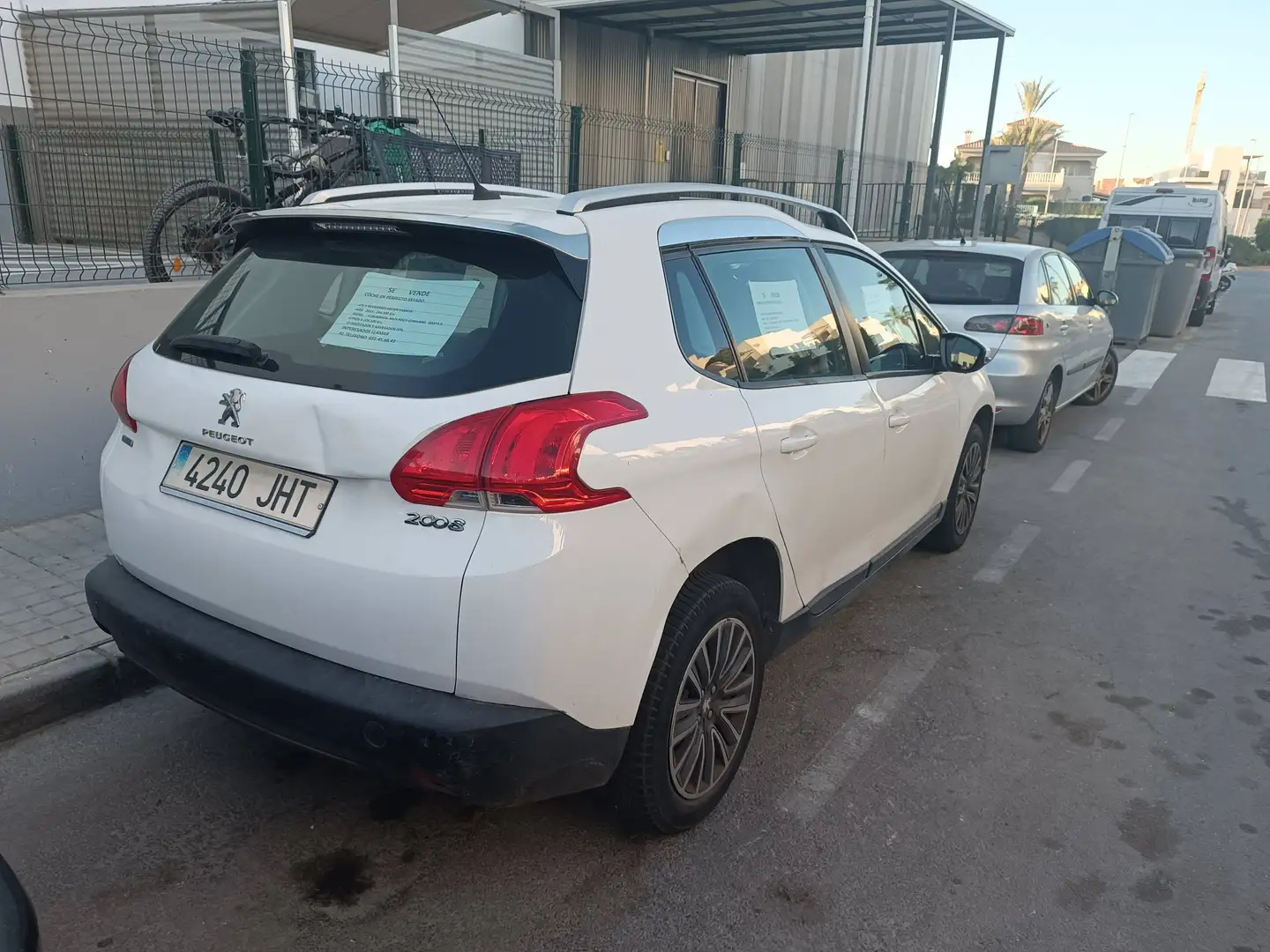 Peugeot 2008 2008 1.6 BlueHDI S Blanco - 2