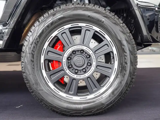 Mercedes-Benz G-Class view 2