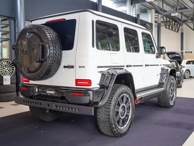 Mercedes-Benz G-Class view 3