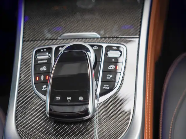 Mercedes-Benz G-Class view 28