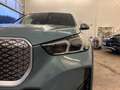 BMW iX1 eDrive20 Grün - thumbnail 3