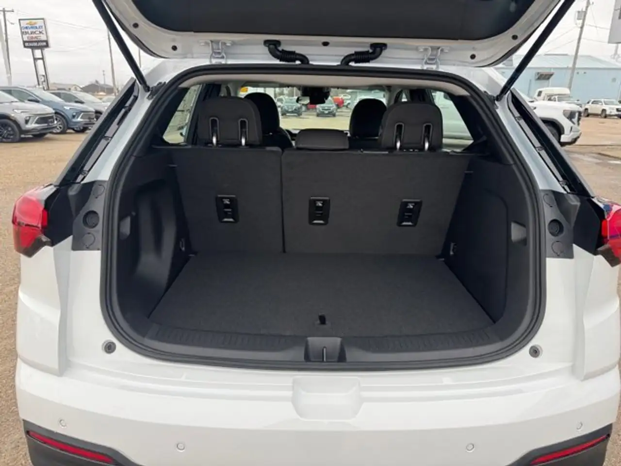 Chevrolet Bolt снимка Chevrolet Bolt