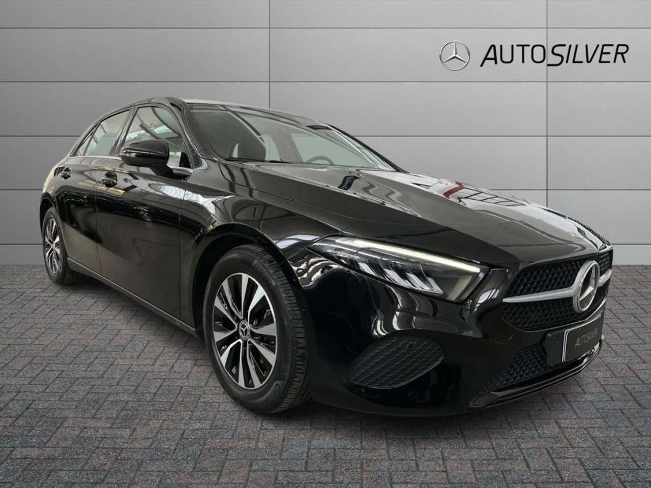 Mercedes-Benz A 180 d Automatic Advanced