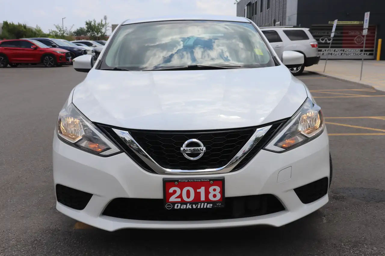 Nissan Sentra fotografie Nissan Sentra