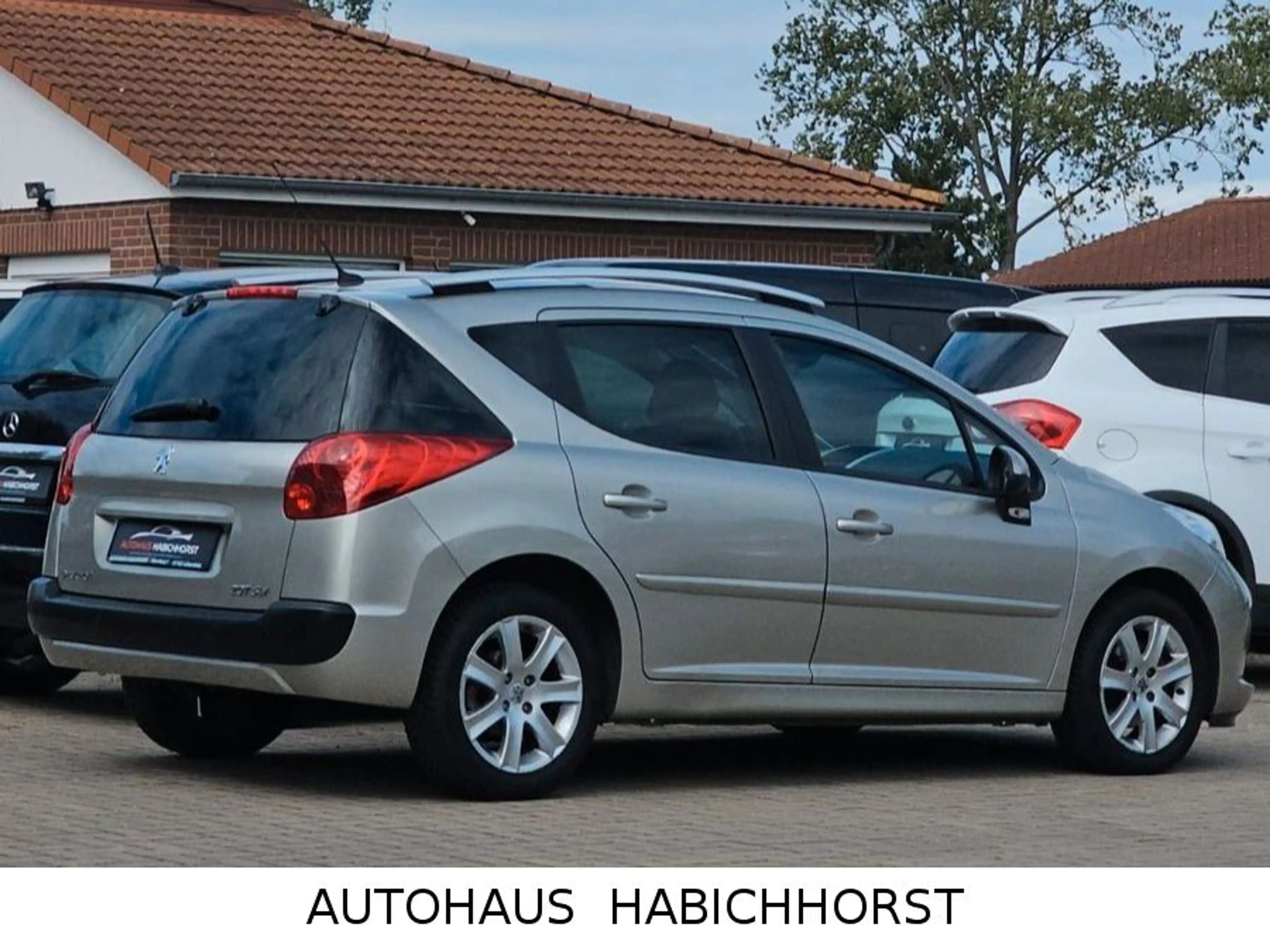 Peugeot 207 SW Sport /Automatik/erst 45.122 Km/Panorama — photo 2