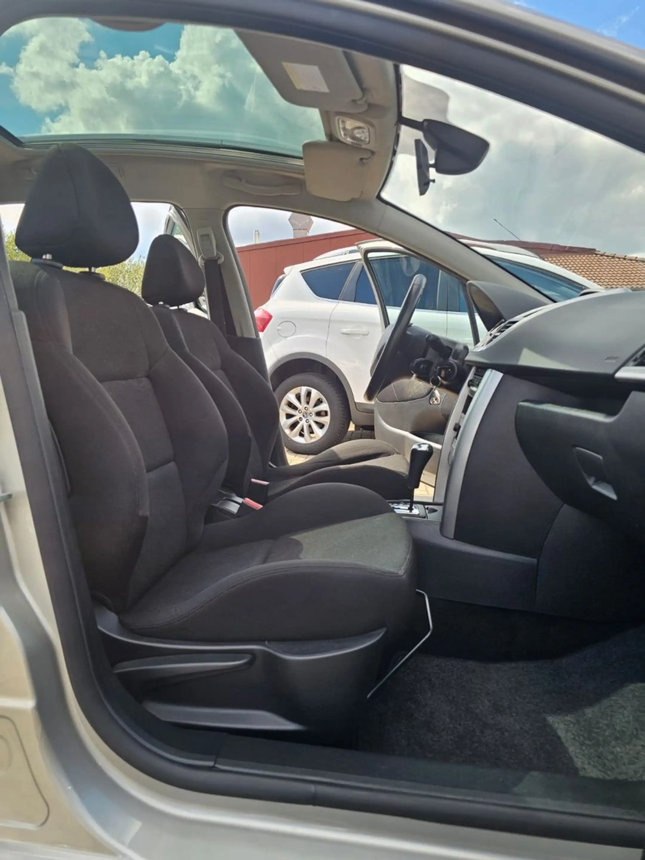 Peugeot 207 SW Sport /Automatik/erst 45.122 Km/Panorama — photo 10