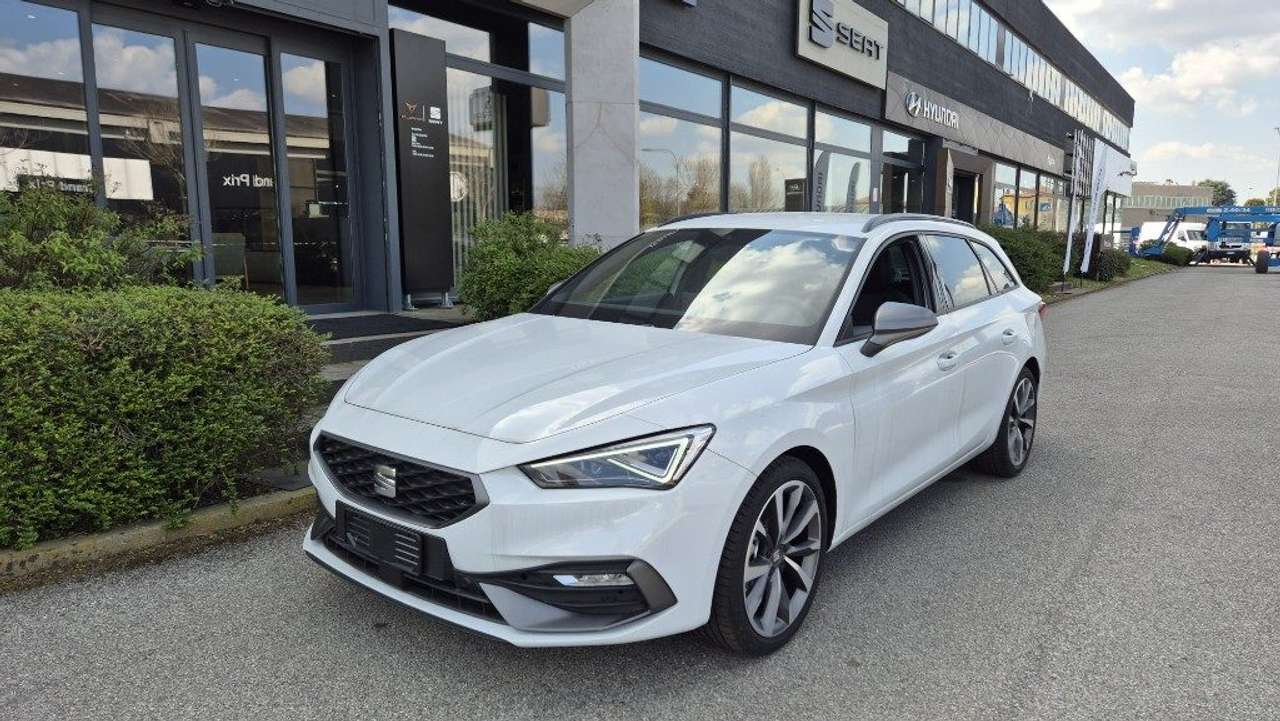 SEAT Leon Sportstourer 1.5 hybrid 150 CV DSG FR