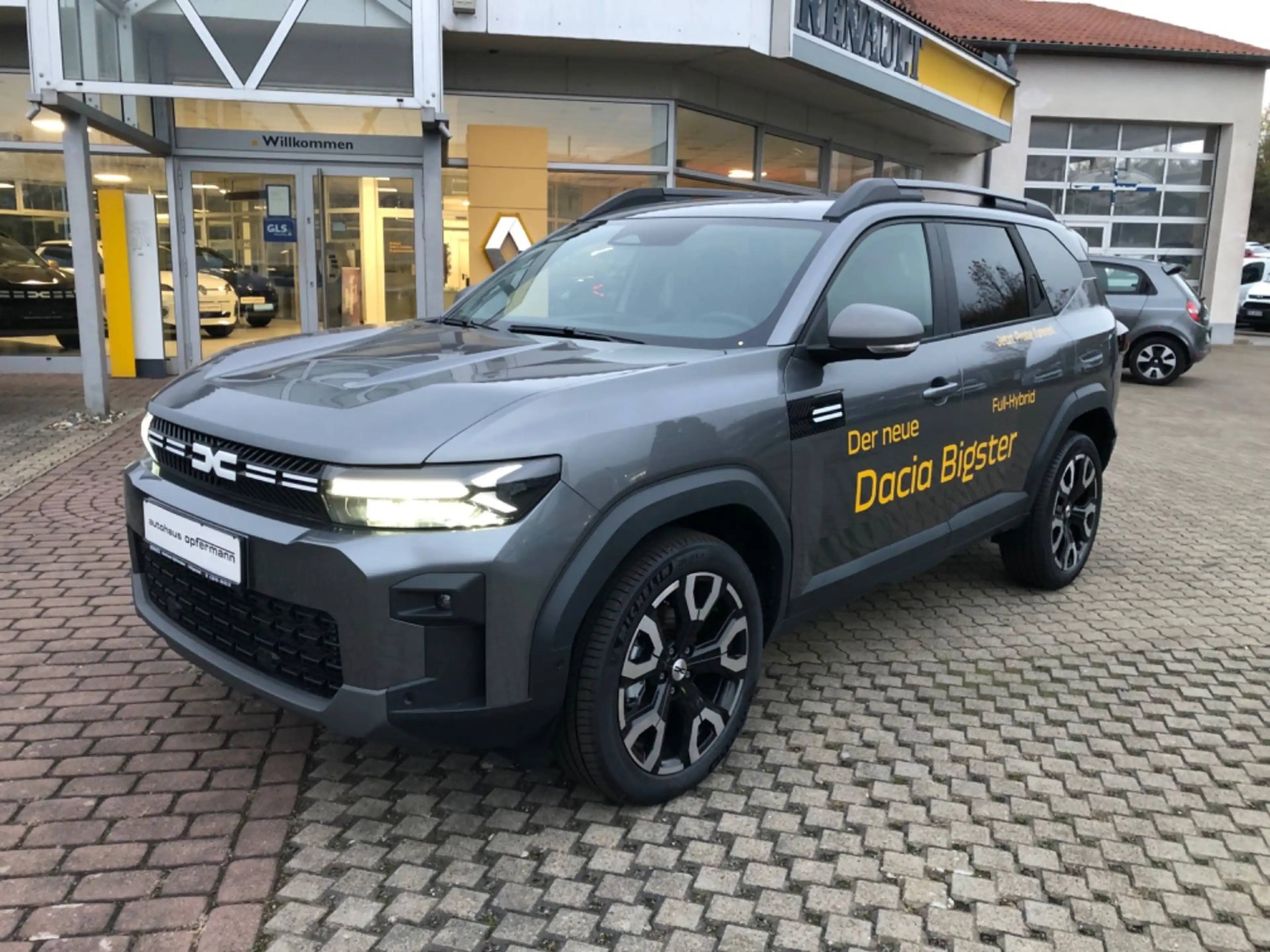 Dacia Bigster TCe 140 Journey — photo 9
