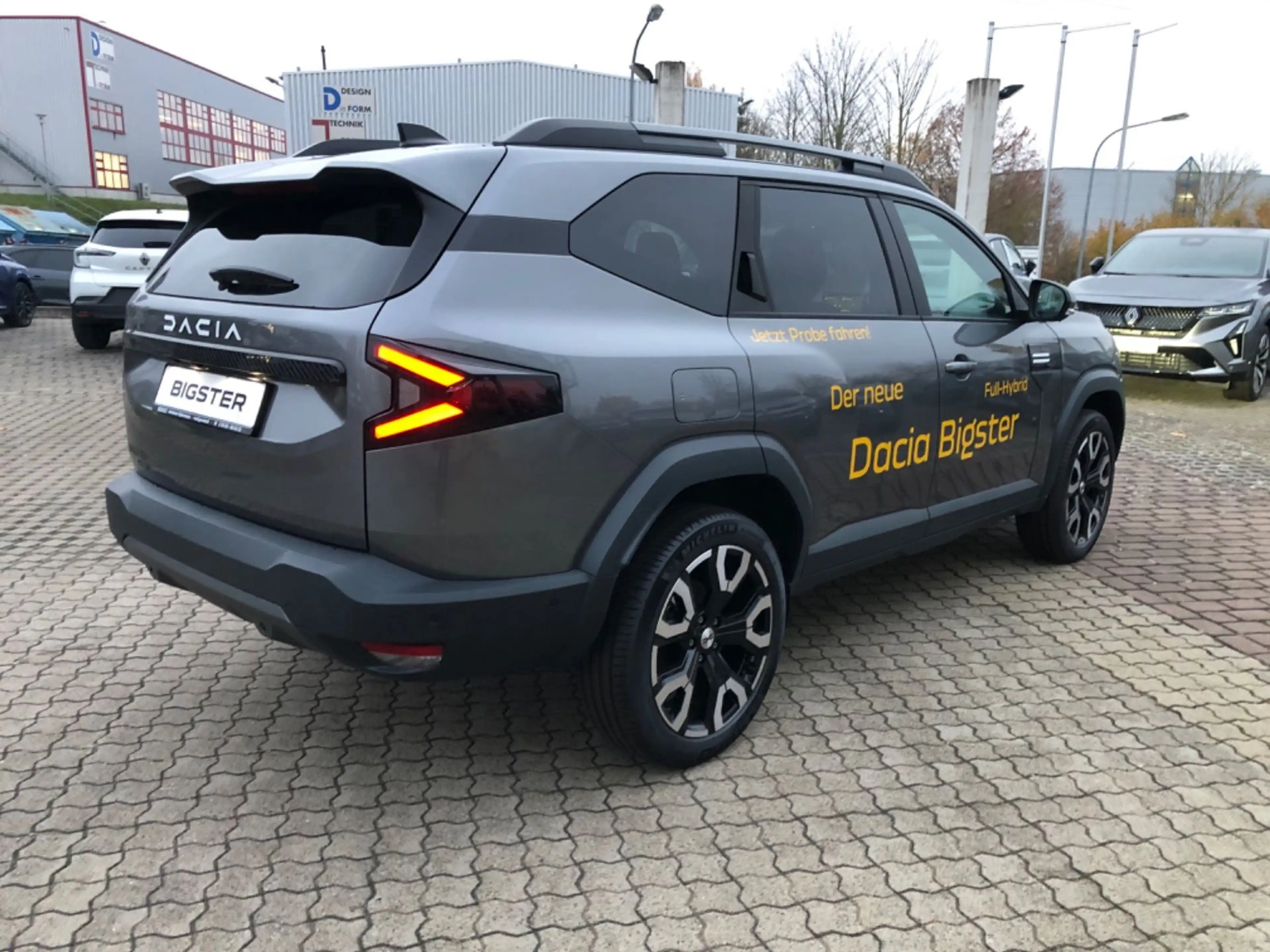 Dacia Bigster TCe 140 Journey — photo 13
