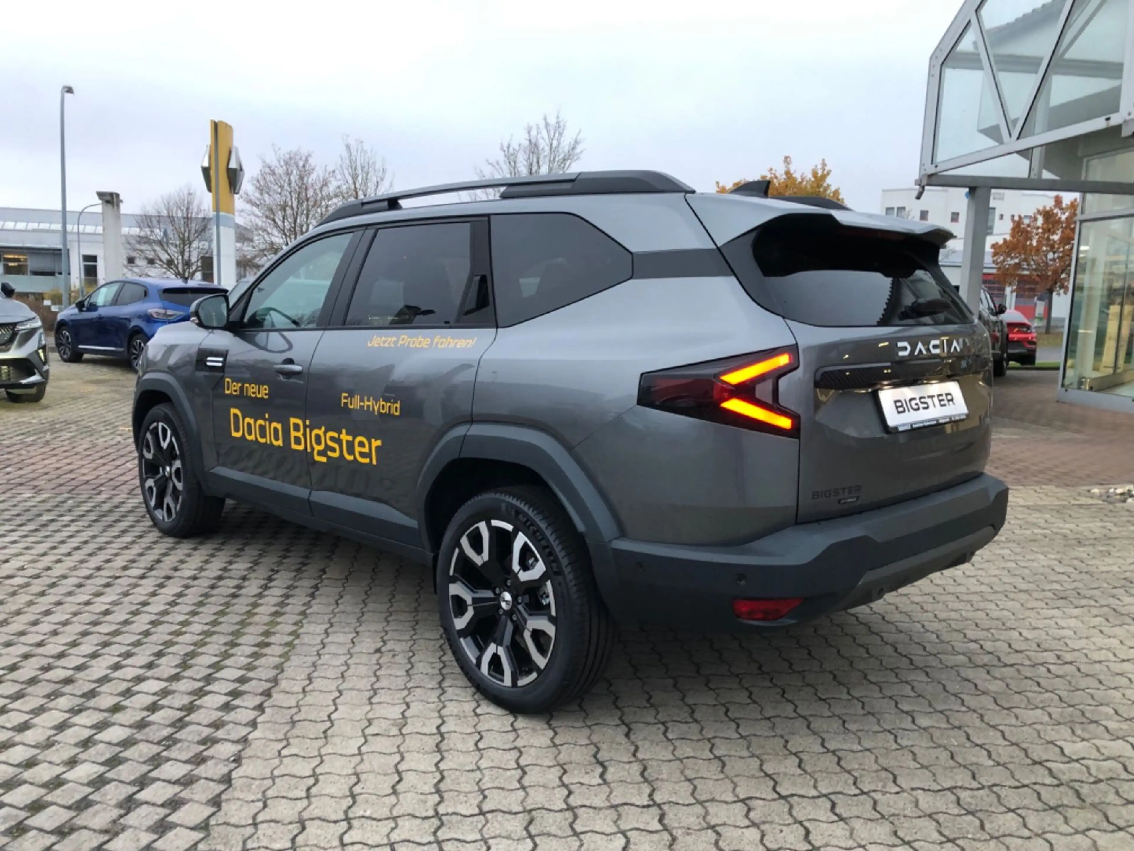 Dacia Bigster TCe 140 Journey — photo 3