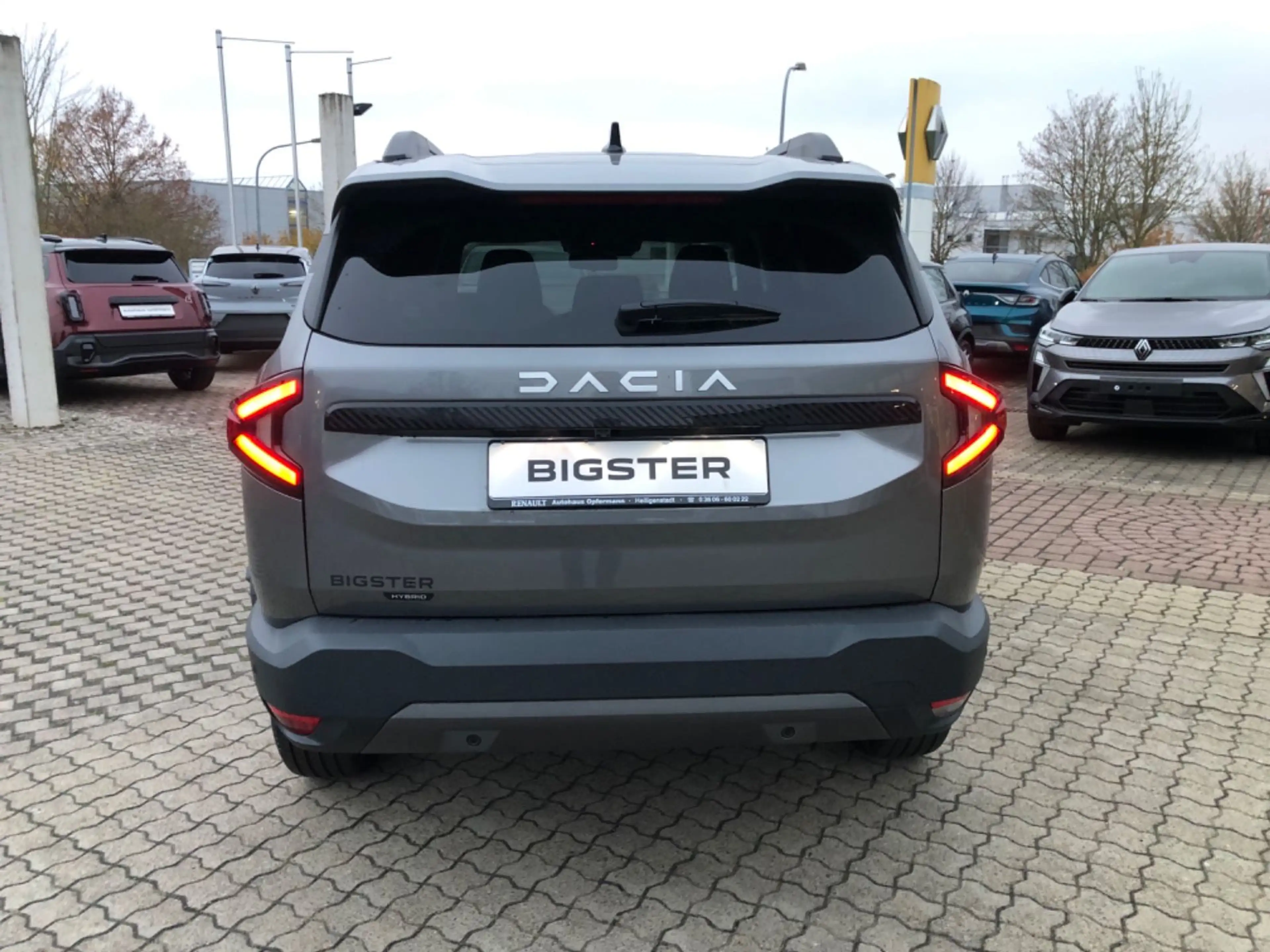 Dacia Bigster TCe 140 Journey — photo 12