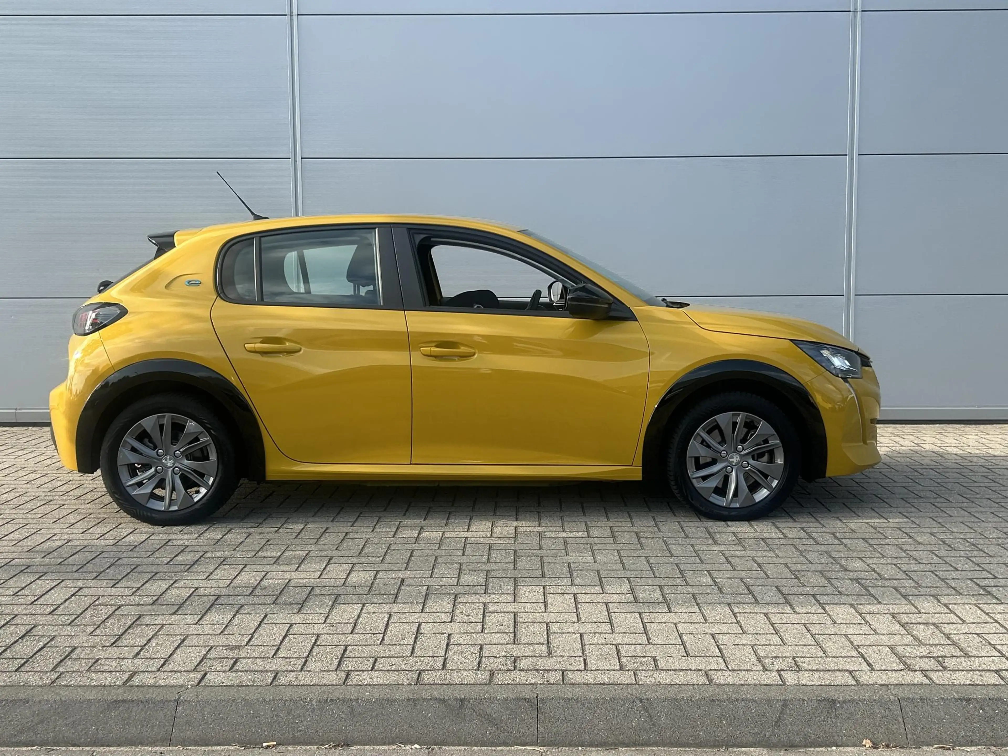 Peugeot e-208 EV Active Pack 50 kWh | Lage KM stand | Cruise Con — photo 7