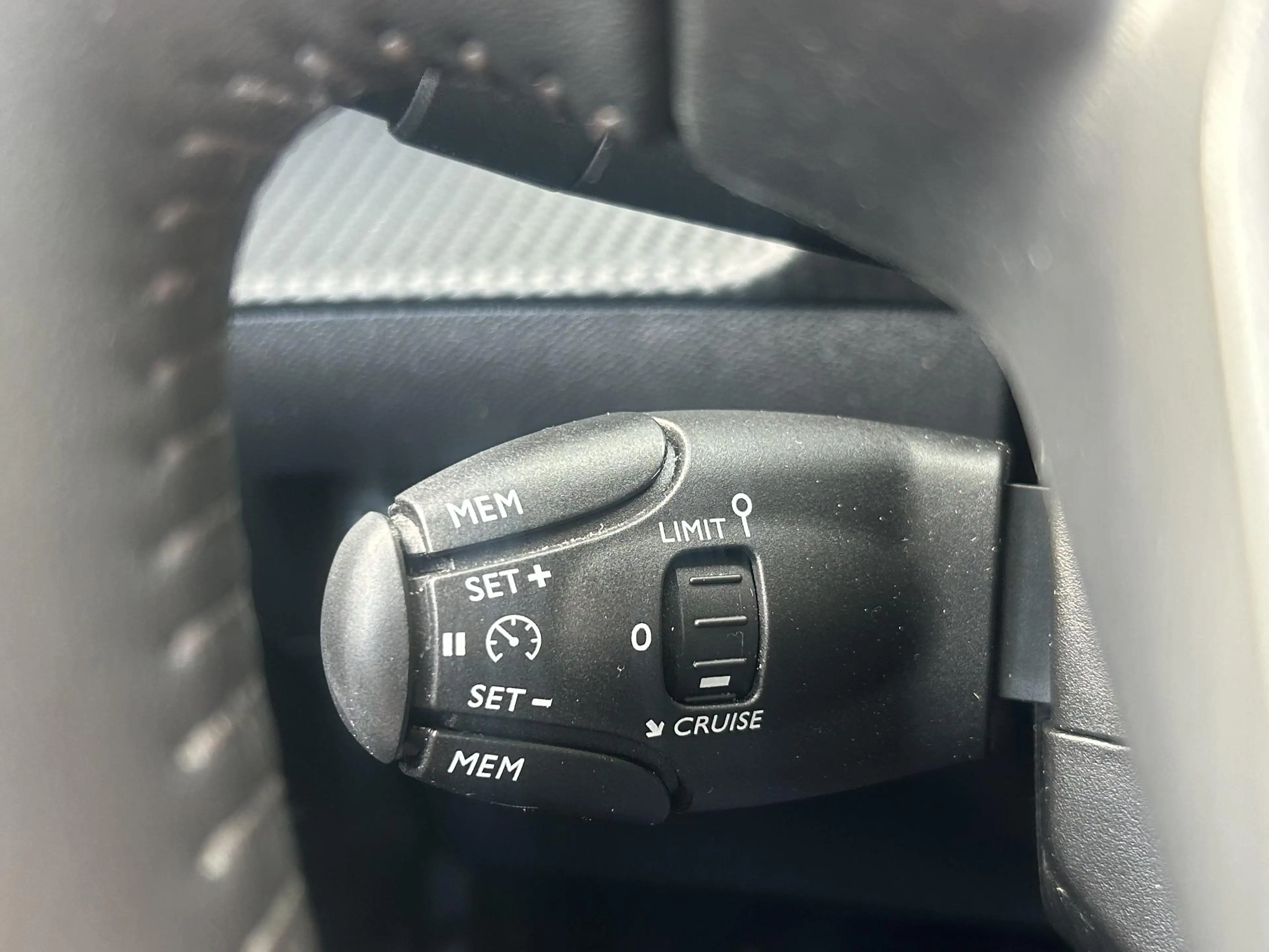 Peugeot e-208 EV Active Pack 50 kWh | Lage KM stand | Cruise Con — photo 13