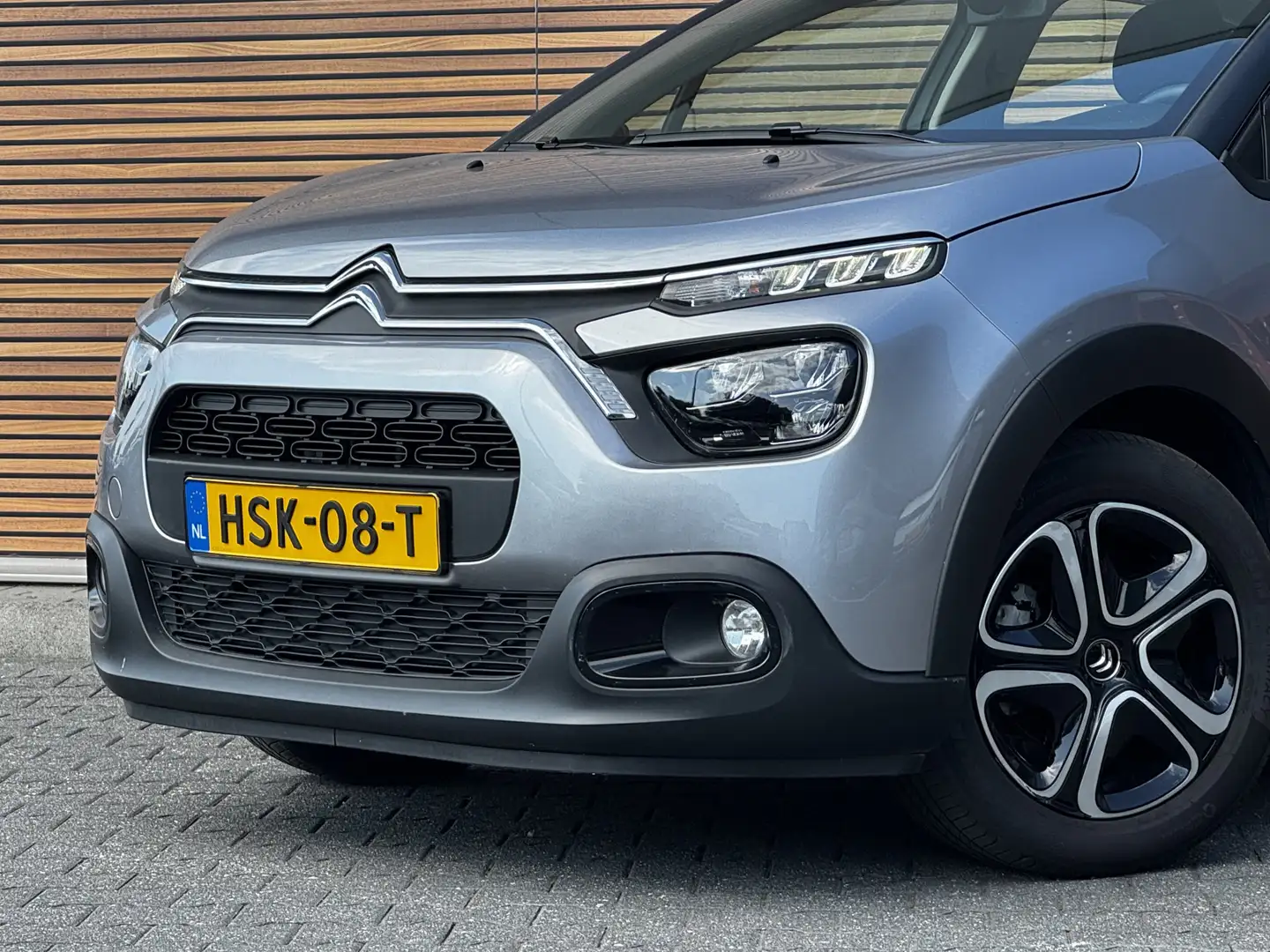 Citroen C3 1.2 PureTech Feel Carplay / Cruise / DaB+ Grigio - 2