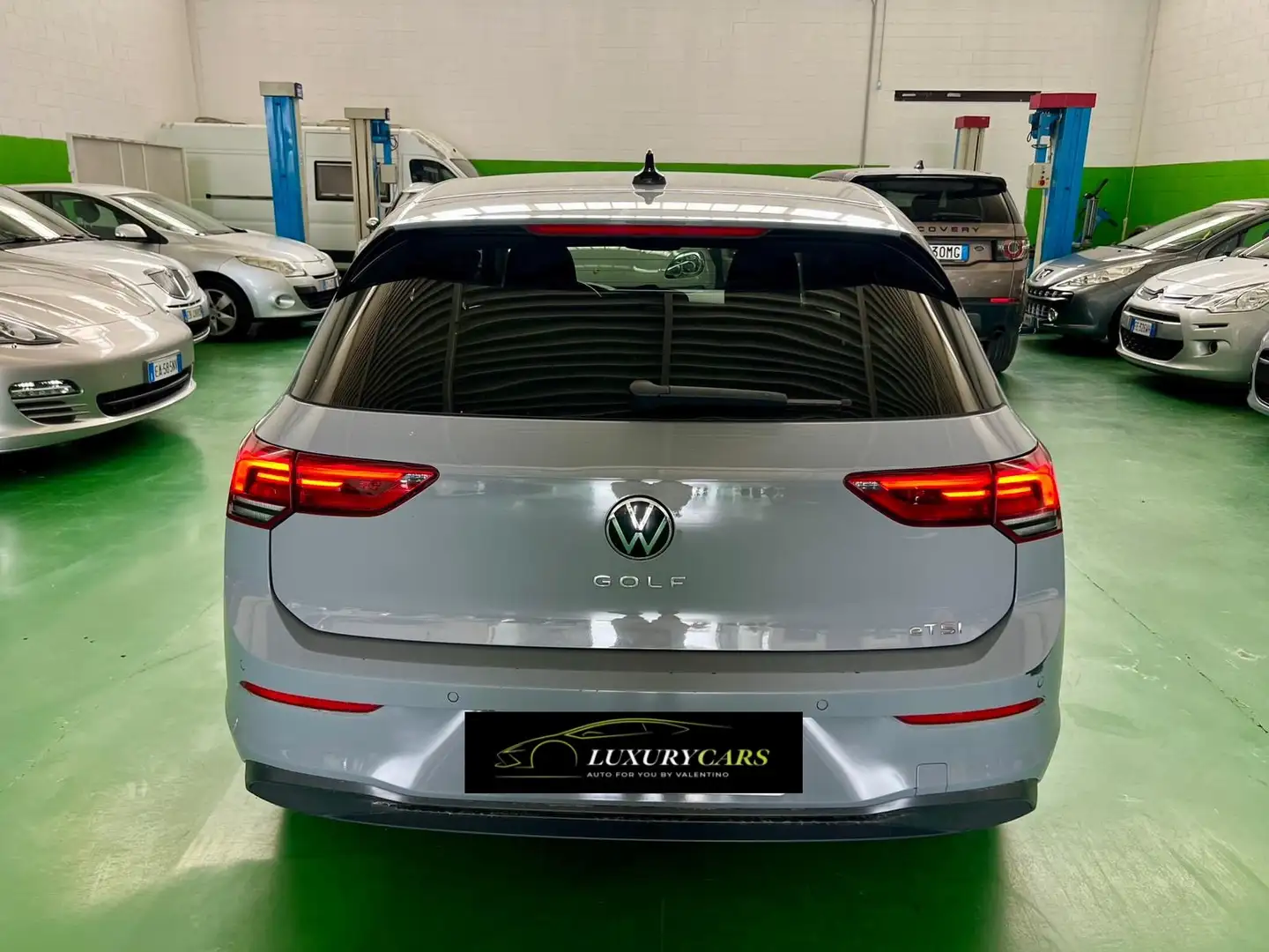Volkswagen Golf 1.5 eTSI 150 CV EVO ACT DSG R-Line Grigio - 2