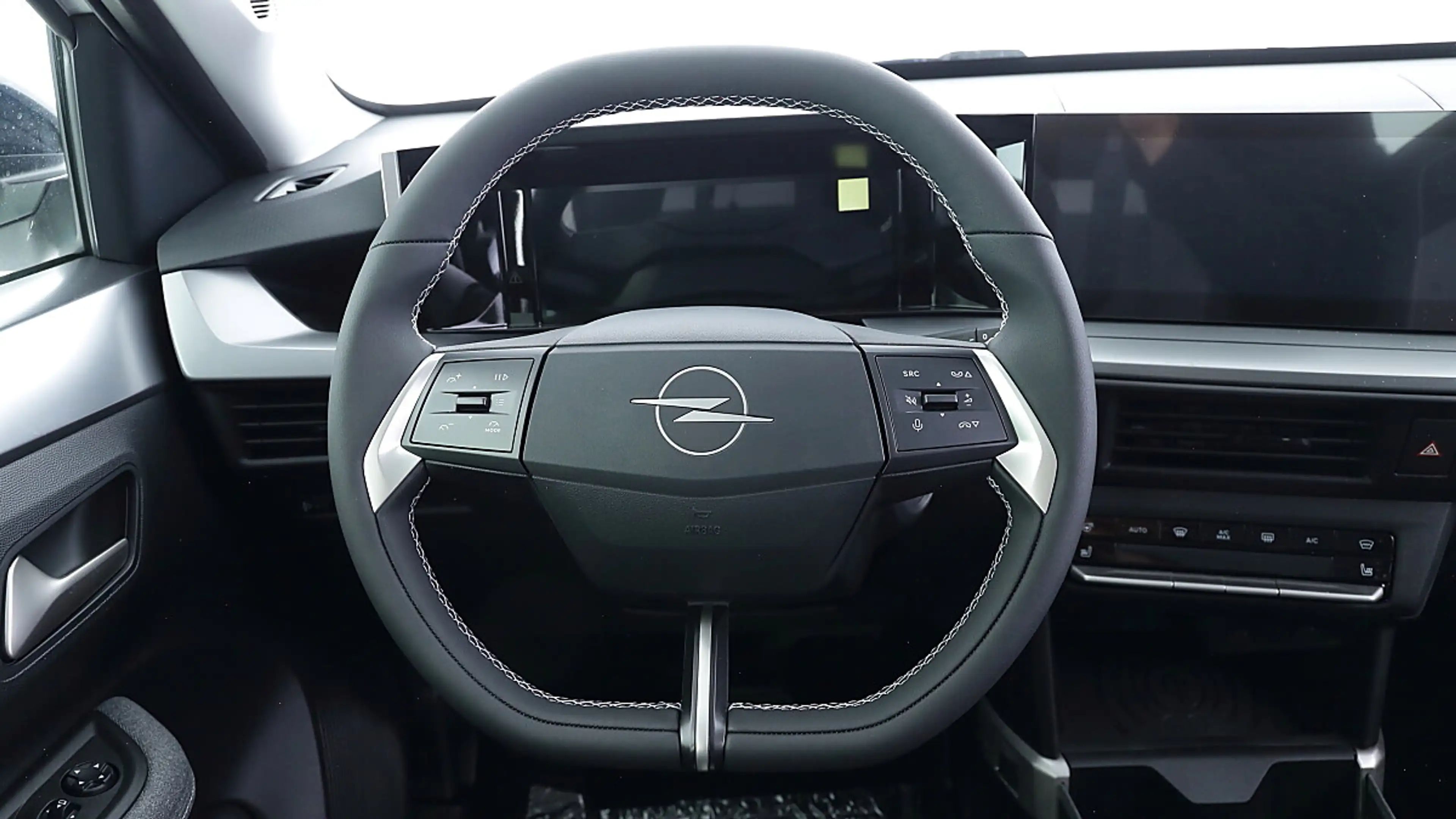 Opel Frontera n. vo hi — photo 11