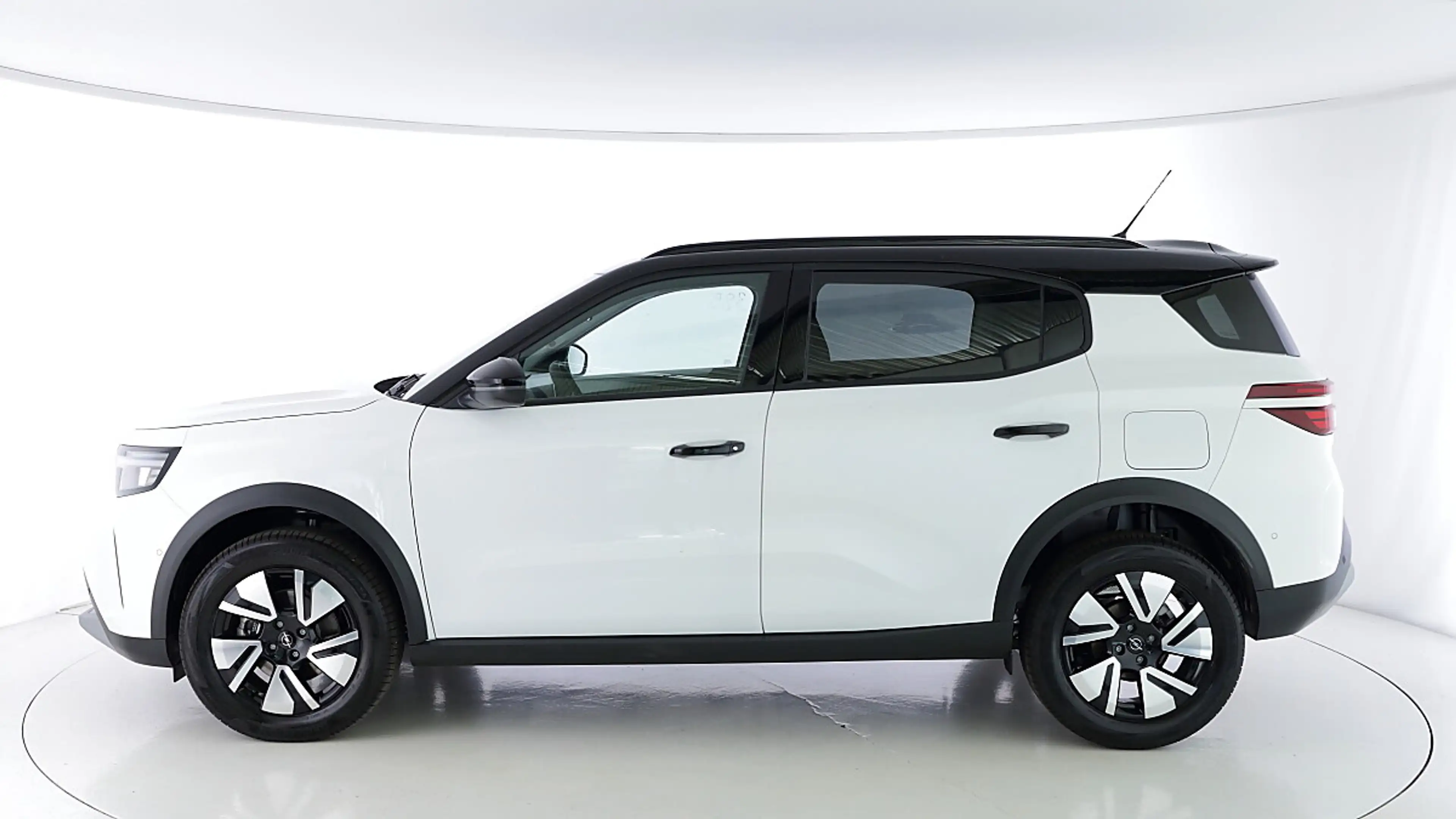 Opel Frontera n. vo hi — photo 2