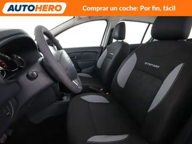 Dacia Sandero view 11