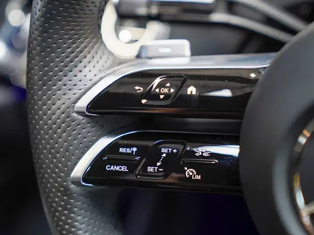 Mercedes-Benz E-Class view 17